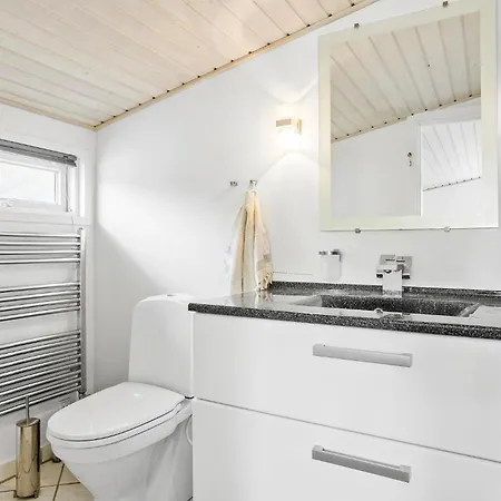 3 Bedroom Amazing In Dom wakacyjny