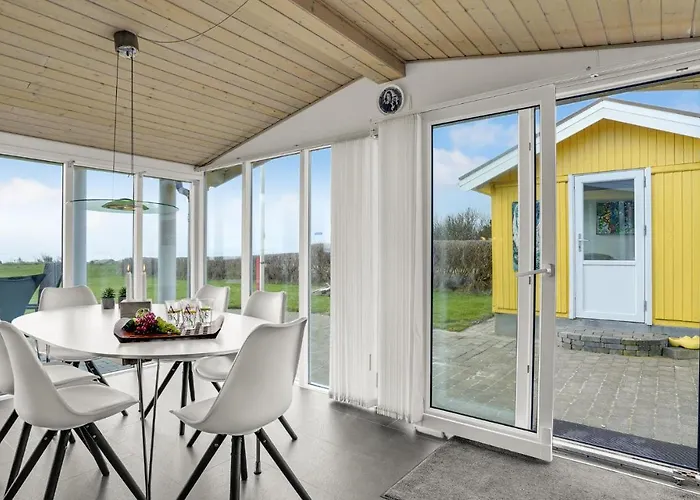 3 Bedroom Amazing In Ferienhaus Spottrup
