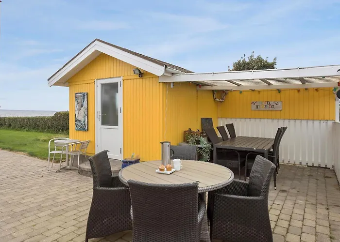 3 Bedroom Amazing In Ferienhaus Spottrup